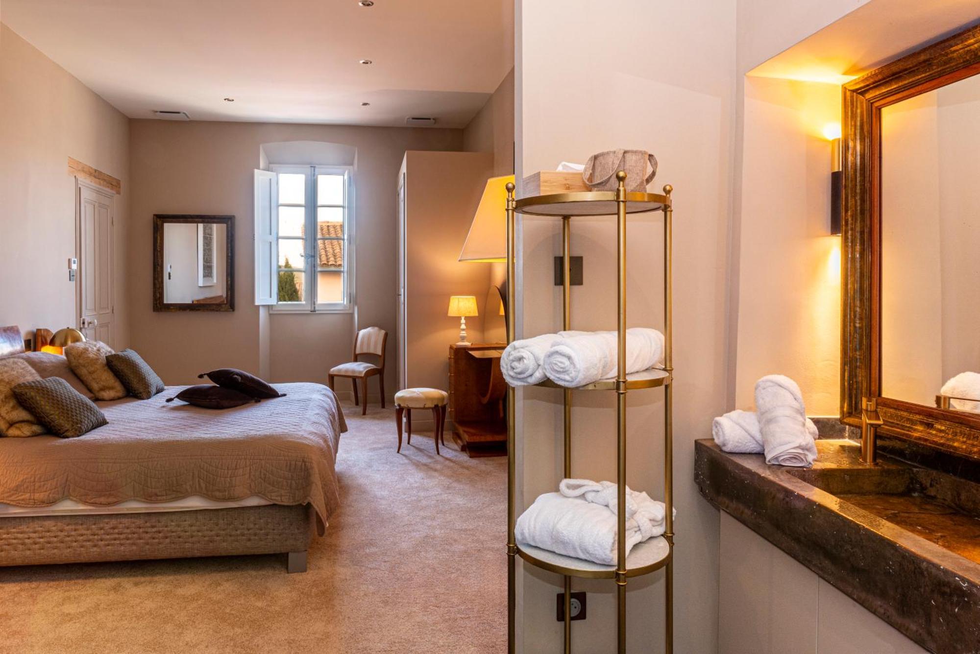 Palais Aoma, Hotel Particulier De Luxe En Provence LʼIsle-sur-la-Sorgue Eksteriør bilde